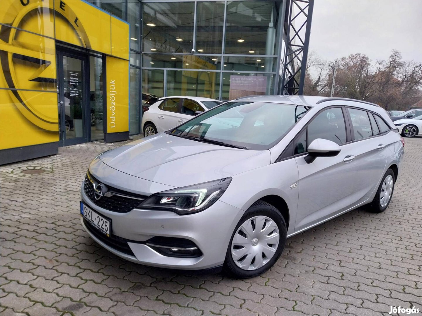 Opel Astra K Sports Tourer 1.2 T Business Editi...