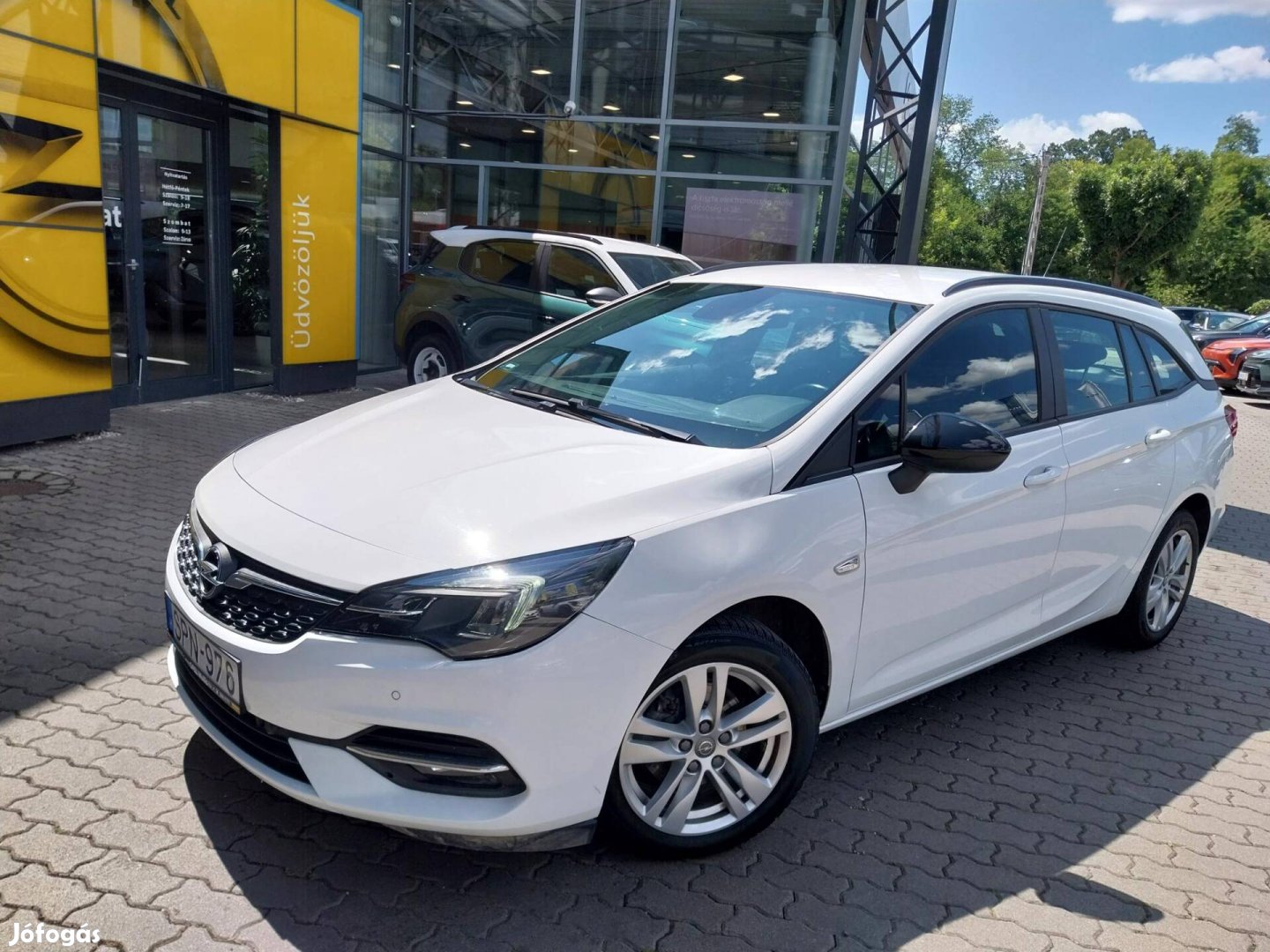 Opel Astra K Sports Tourer 1.2 T Business Editi...