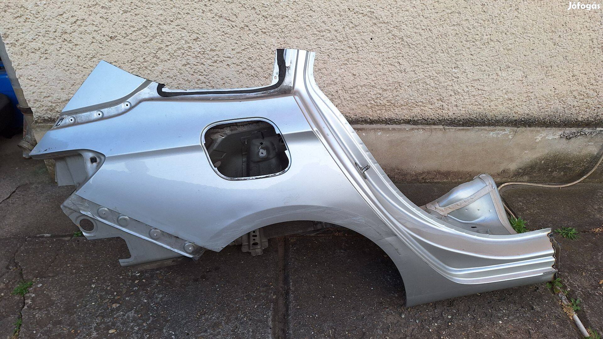 Opel Astra K Sports Tourer jobb hátsó sárvédő