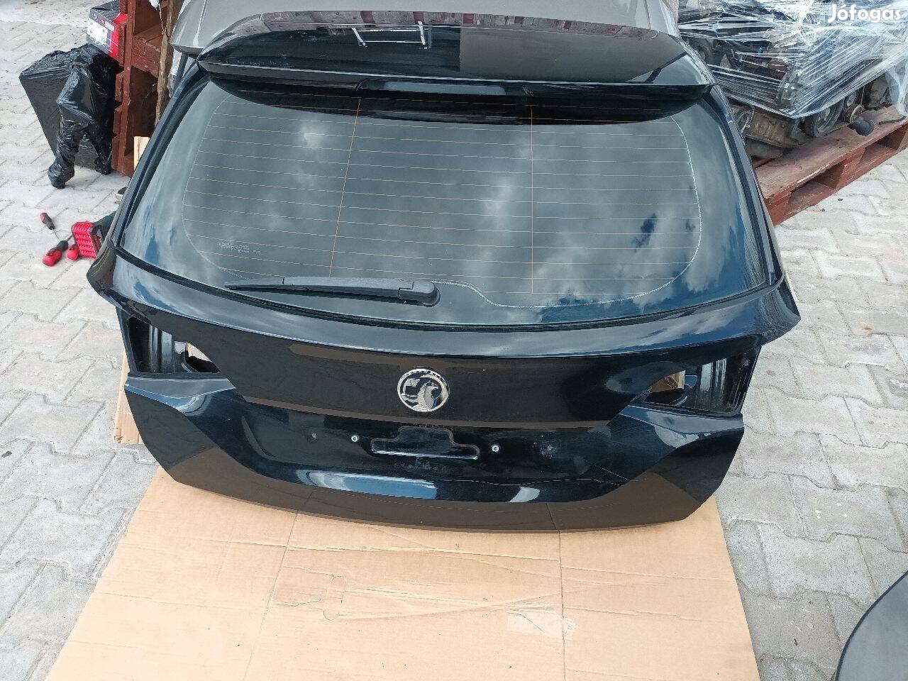 Opel Astra K Tourer Kombi Csomagtérajtó Fekete 5782