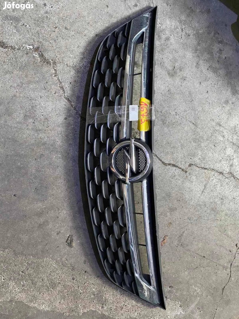 Opel Astra K első lökhárító hűtőrács 13464791