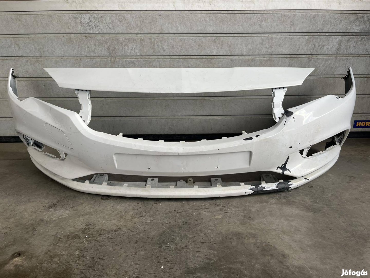 Opel Astra K első lökhárító lökő 2015-2019 39052730