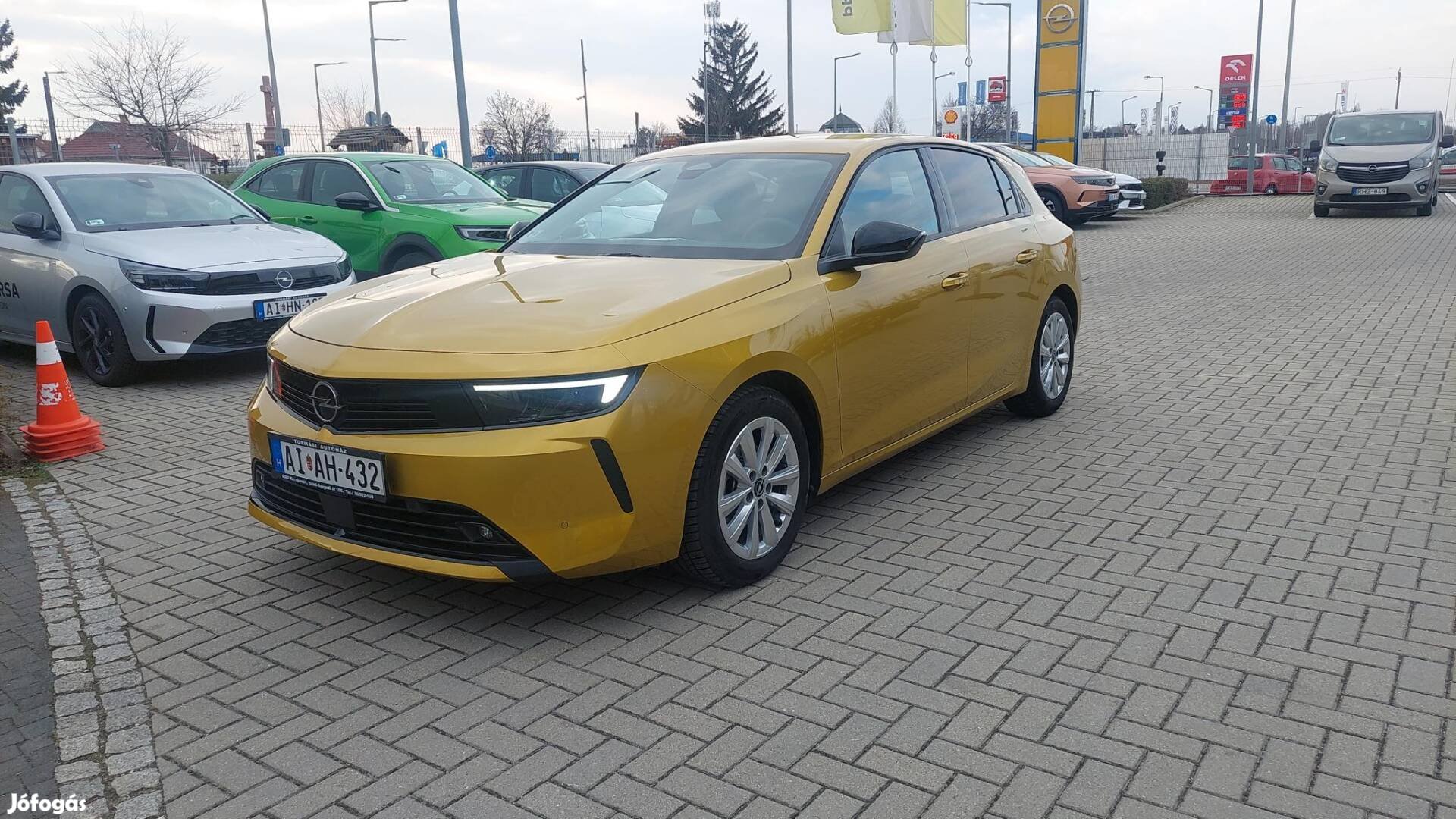 Opel Astra L 1.2 T Edition 17915 KM!MO-I!