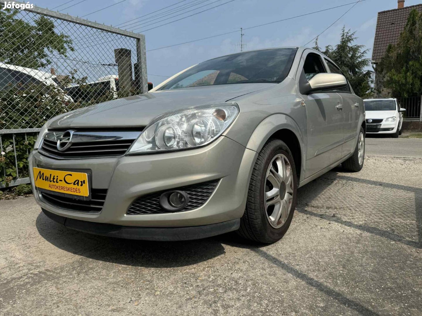 Opel Astra Sedan 1.6 Cosmo Magyarországi Első T...