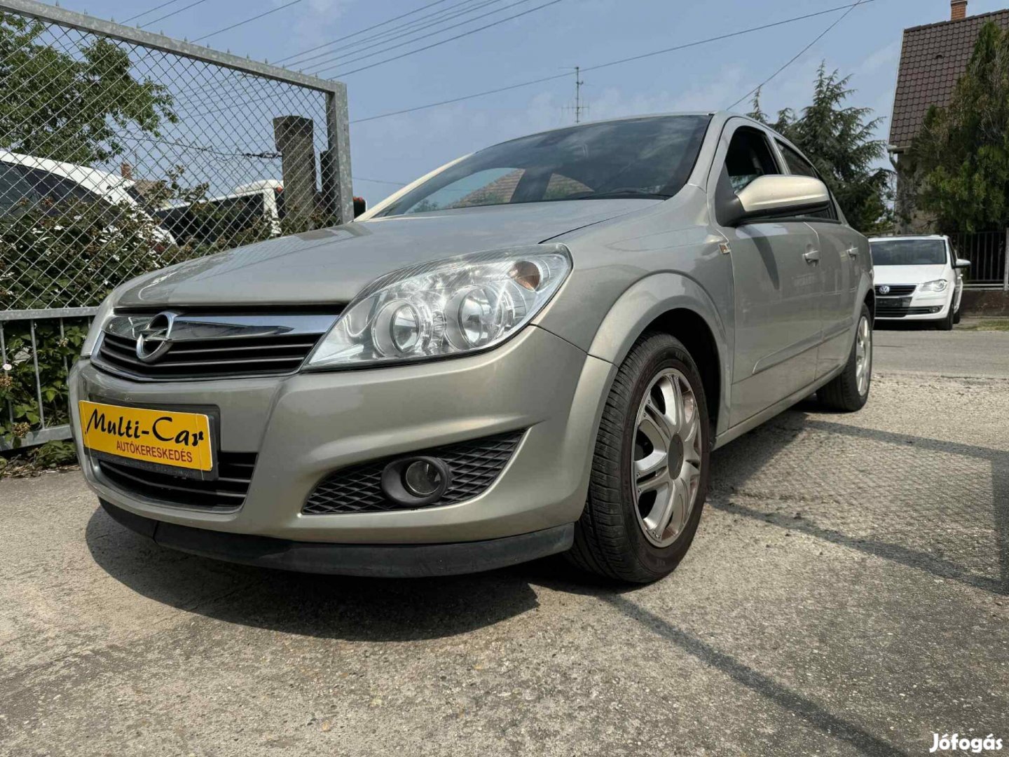 Opel Astra Sedan 1.6 Cosmo Magyarországi Első T...
