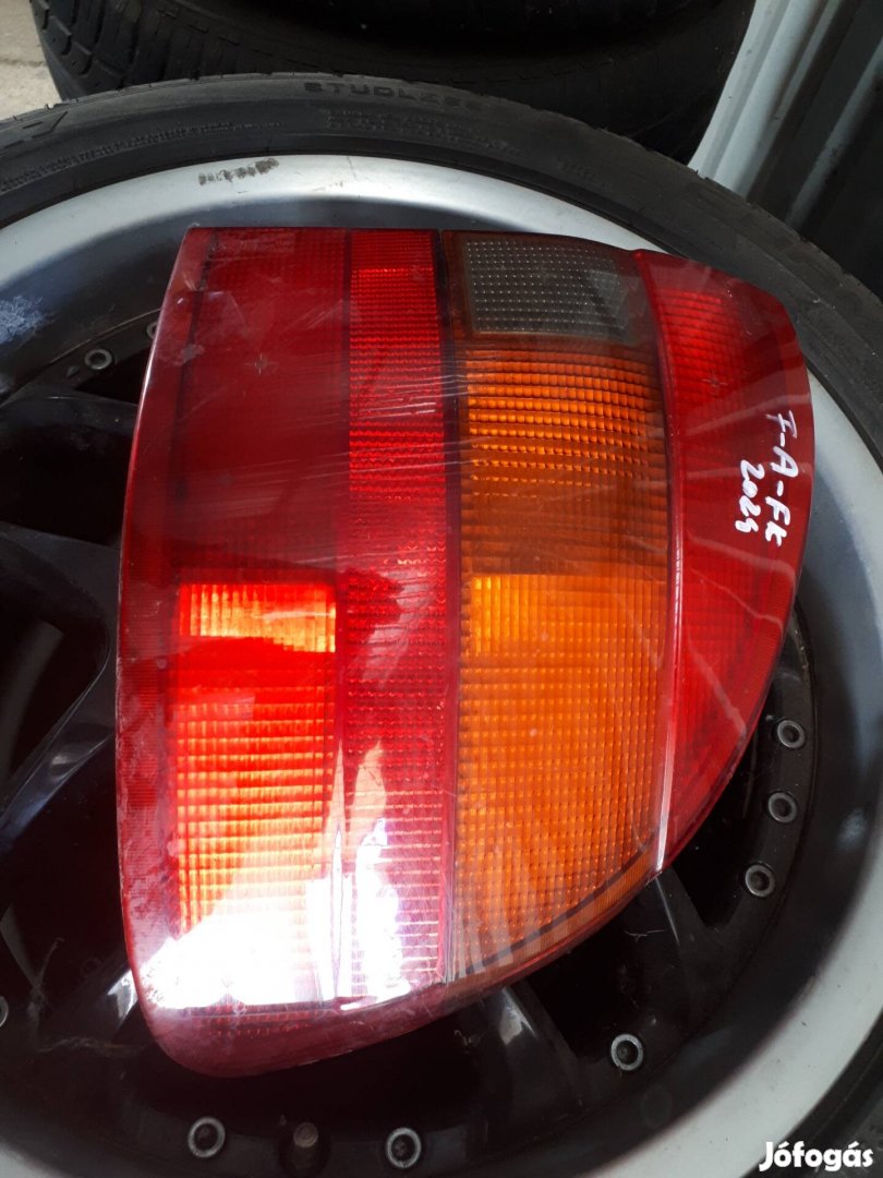 Opel Astra  F, sedan  1998  jobb  hátsó  lámpa  