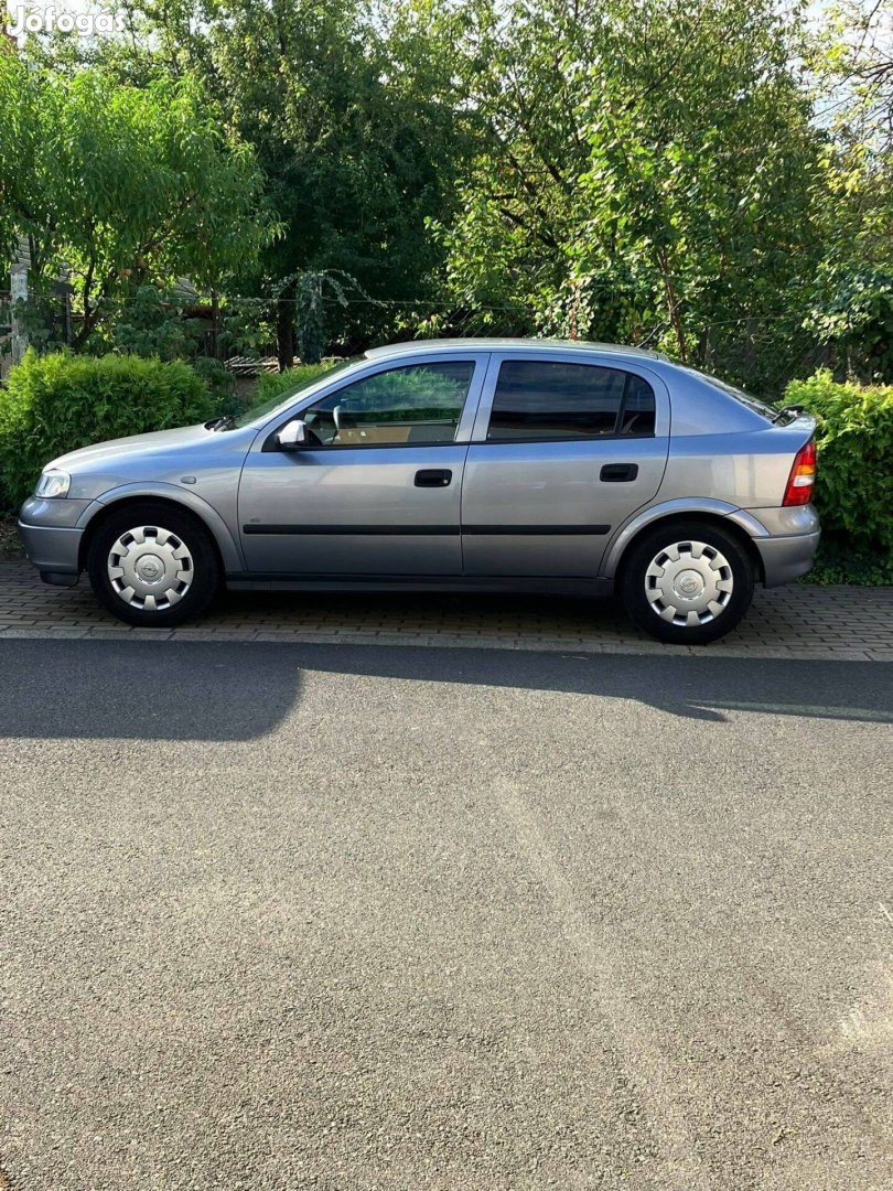 Opel Astra "G" 1.4-es ,tulajdonostól