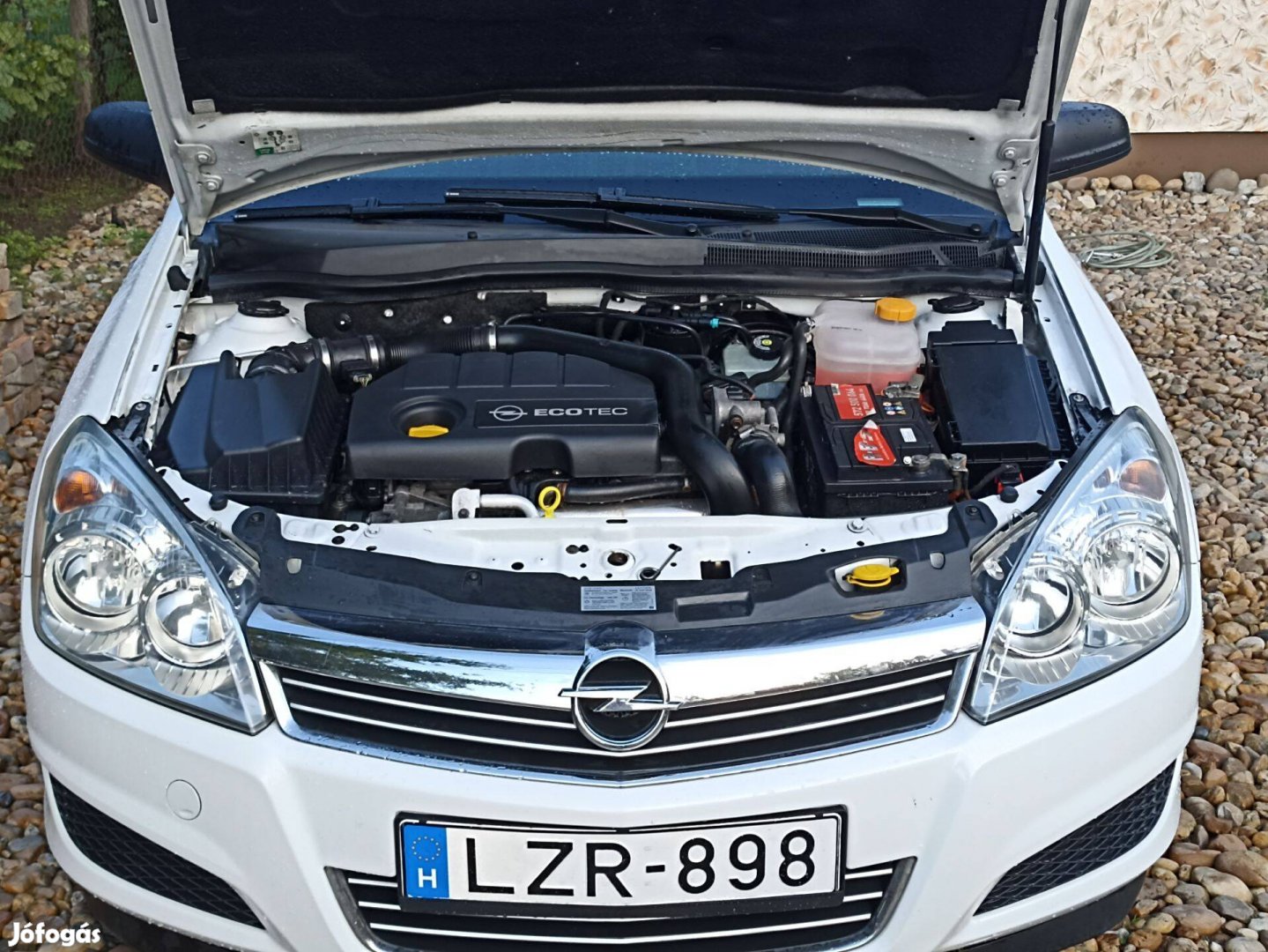 Opel Astra h első fényszóró