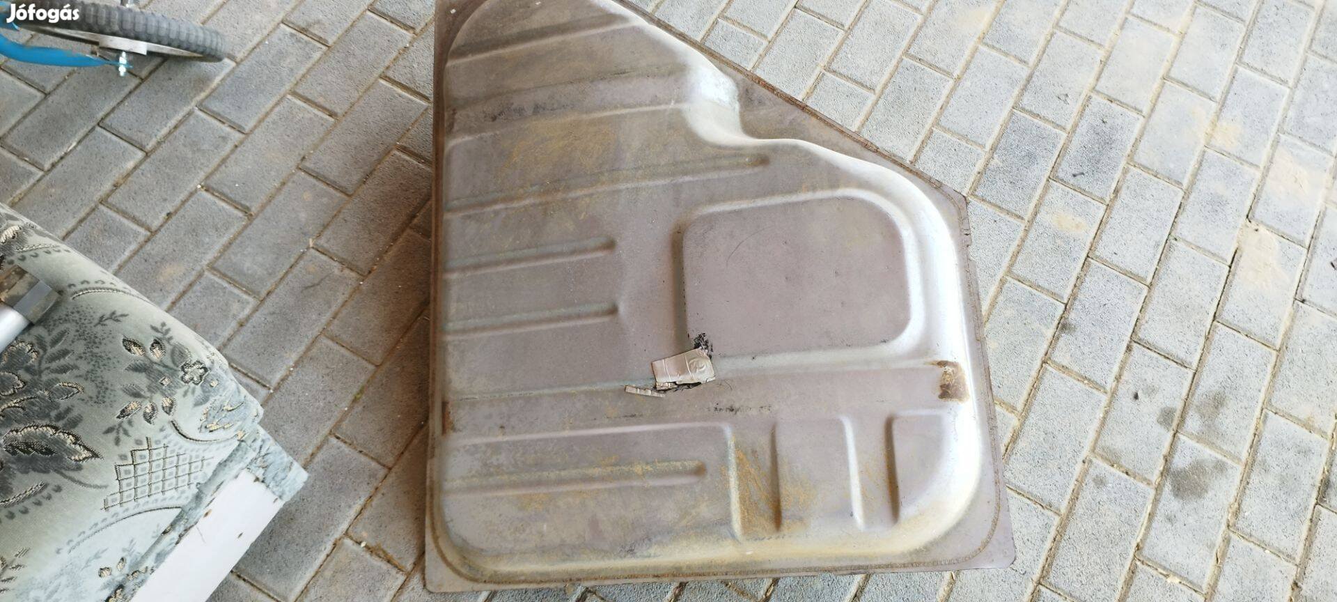 Opel Astra tank