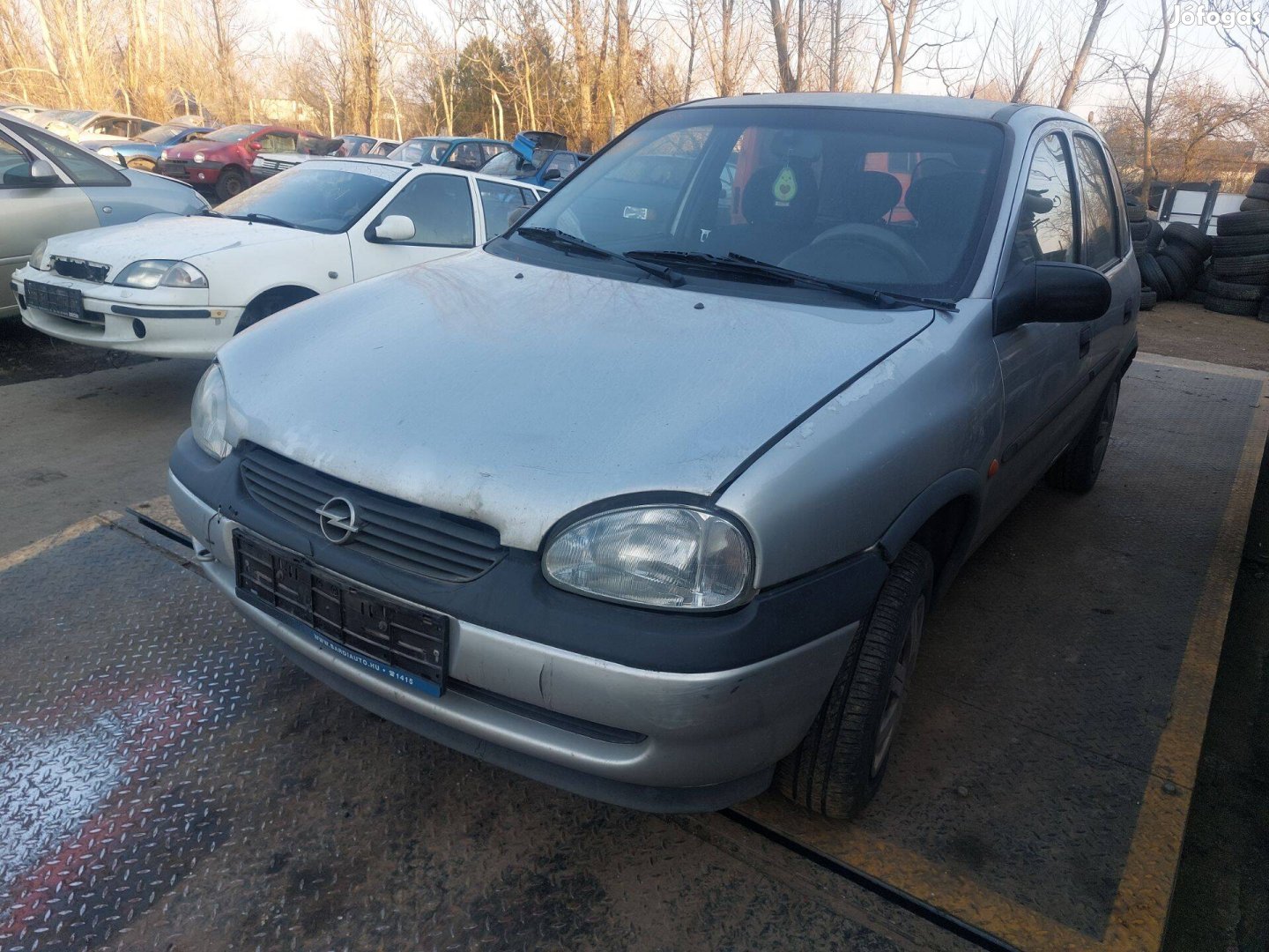 Opel B Corsa alkatrészei