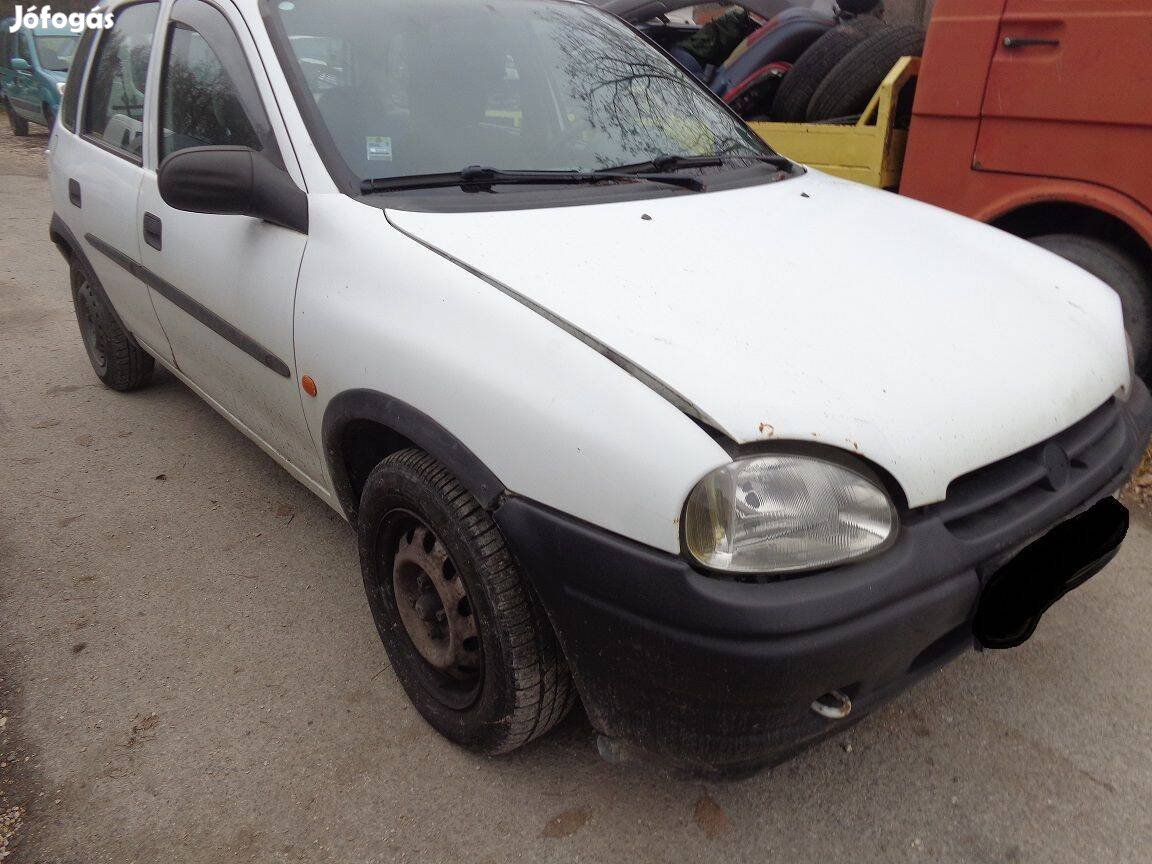 Opel B Corsa bontott alkatrész