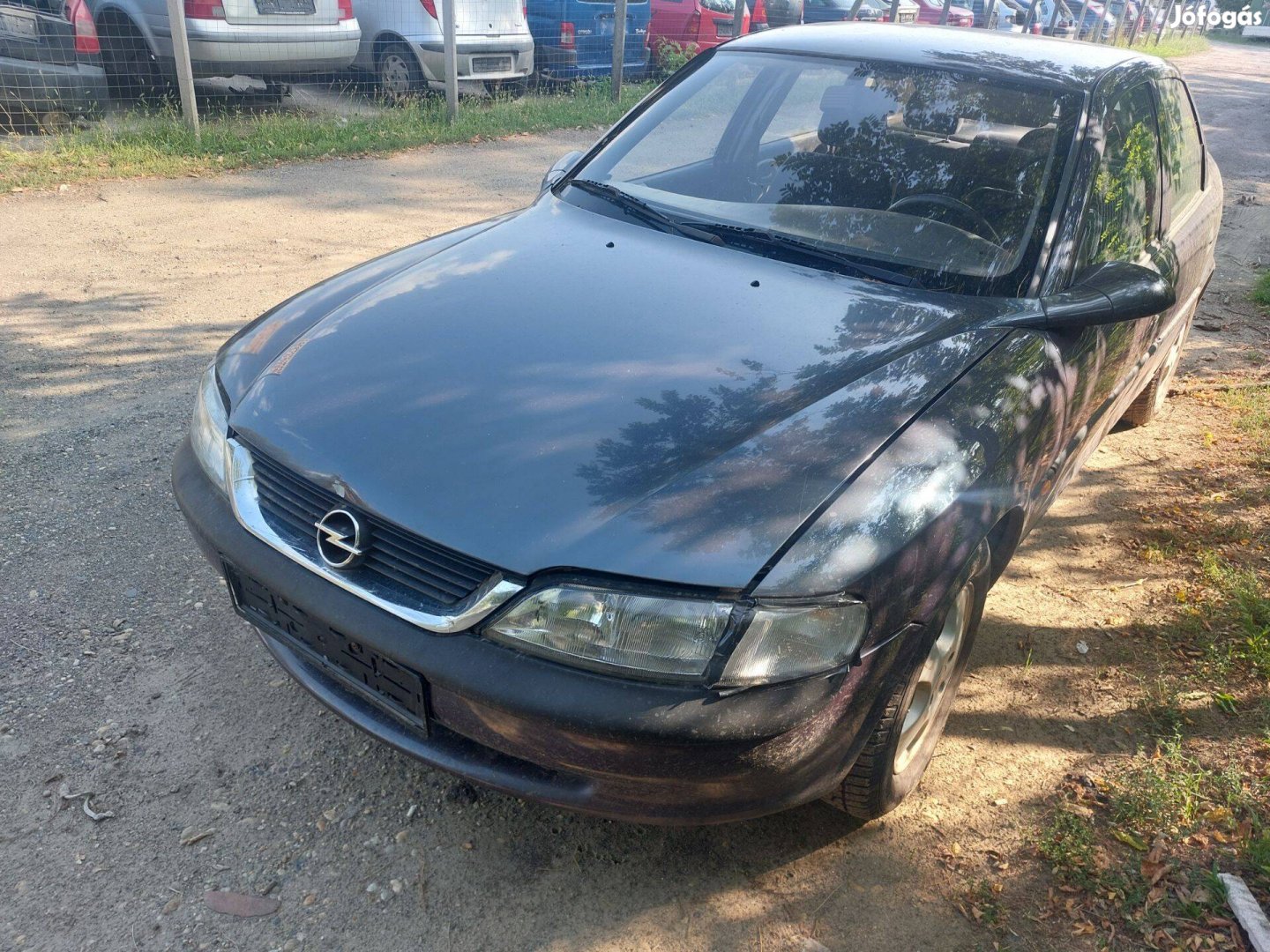 Opel B Vectra 1.6 alkatrészei