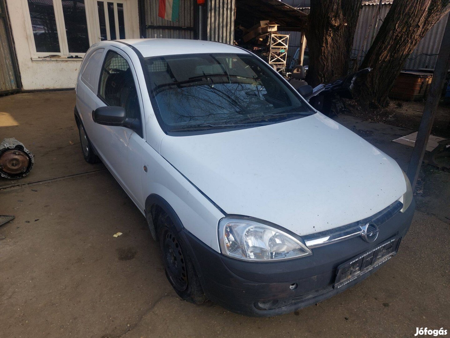 Opel C Corsa karosszéria elemei ehér