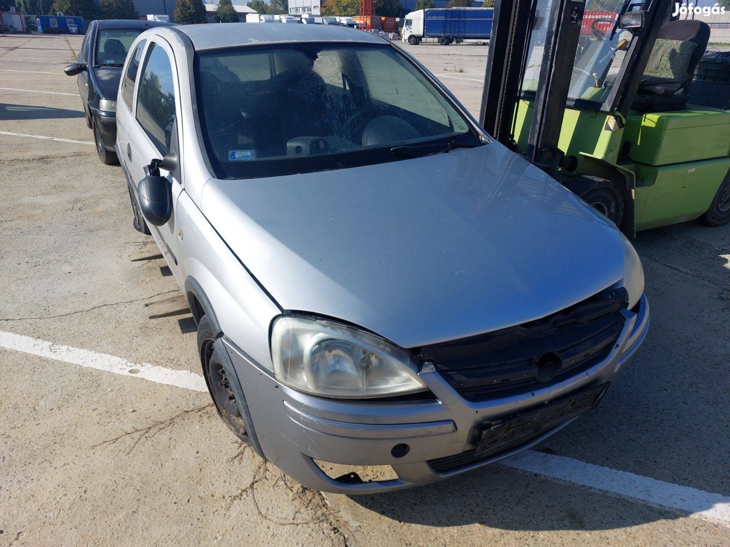 Opel C corsa karosszéria elemei szürke