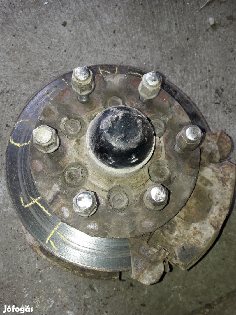 Opel Campo Jobb Első Csonkállvány Kerékaggyal Féknyereg