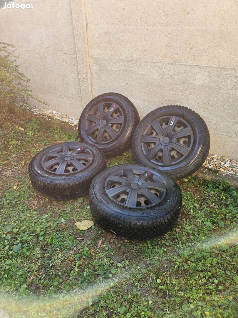 Opel/Chevrolet lemezfelni téli gumival (5x105) 195/65 R15