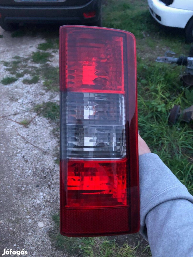 Opel Combo 2004-2010-ig hátsó lámpa