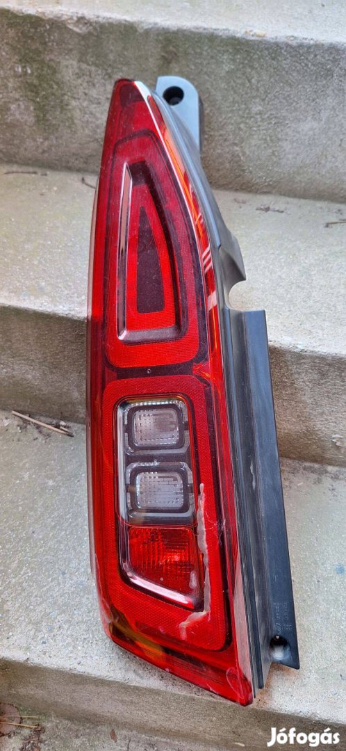 Opel Combo 2021 bal hátsó lámpa