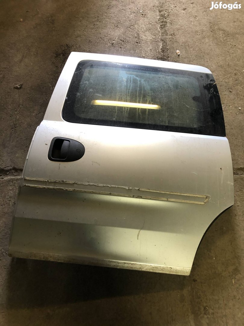 Opel Combo C bal hátsó ajtó tolóajtó ezüst 