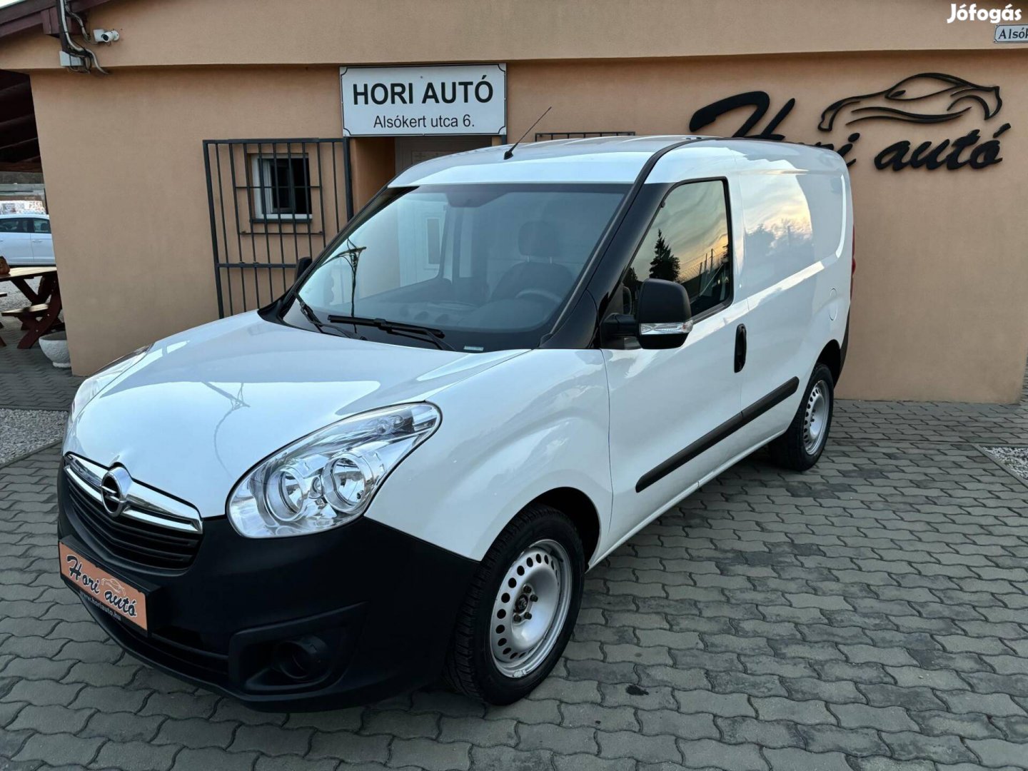 Opel Combo Cargo 1.3 CDTI L1H1 Szervizkönyv! 1....