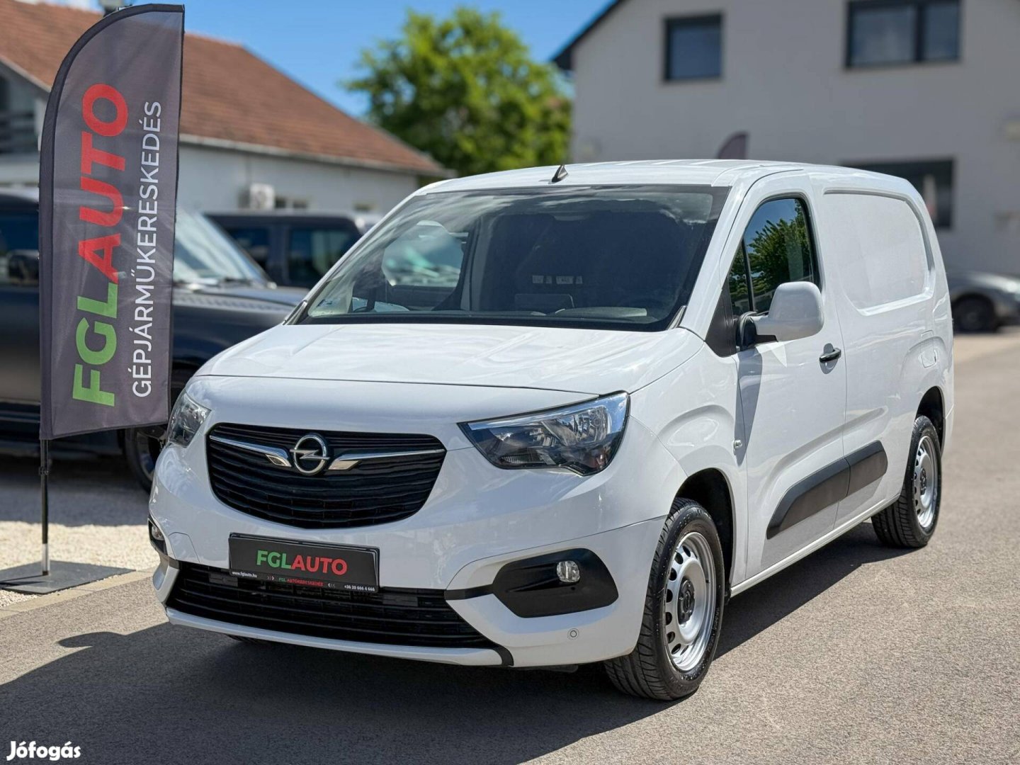 Opel Combo Cargo 1.5 DTH L2H1 2.4t Dynamic Star...