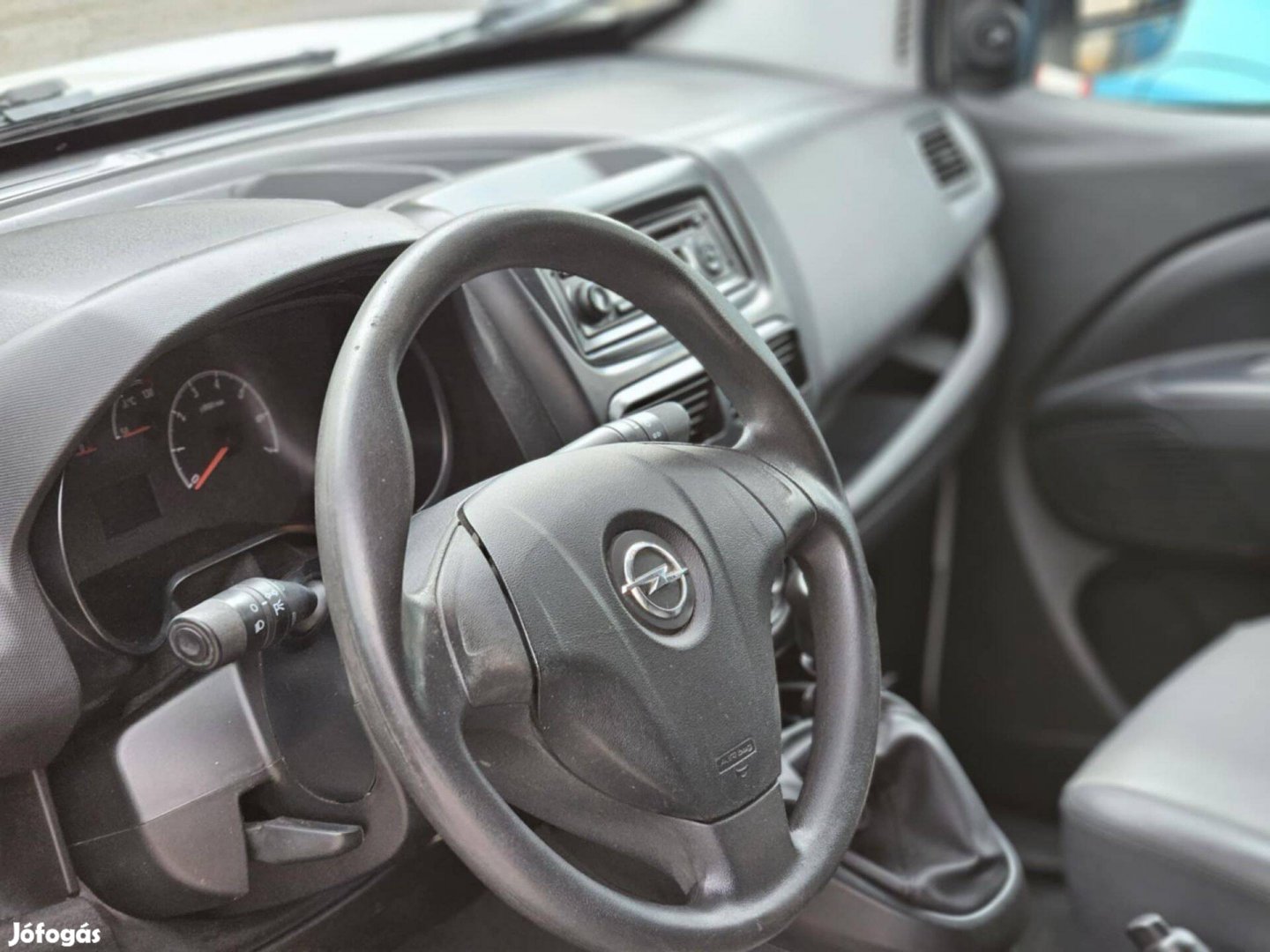 Opel Combo D van benzines elsőtulajdonostól