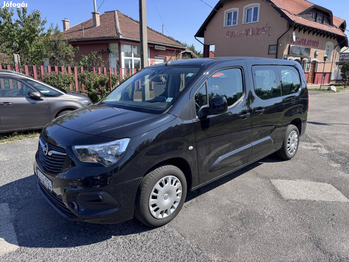 Opel Combo Life 1.2 T Enjoy XL Magyar! Első tul...