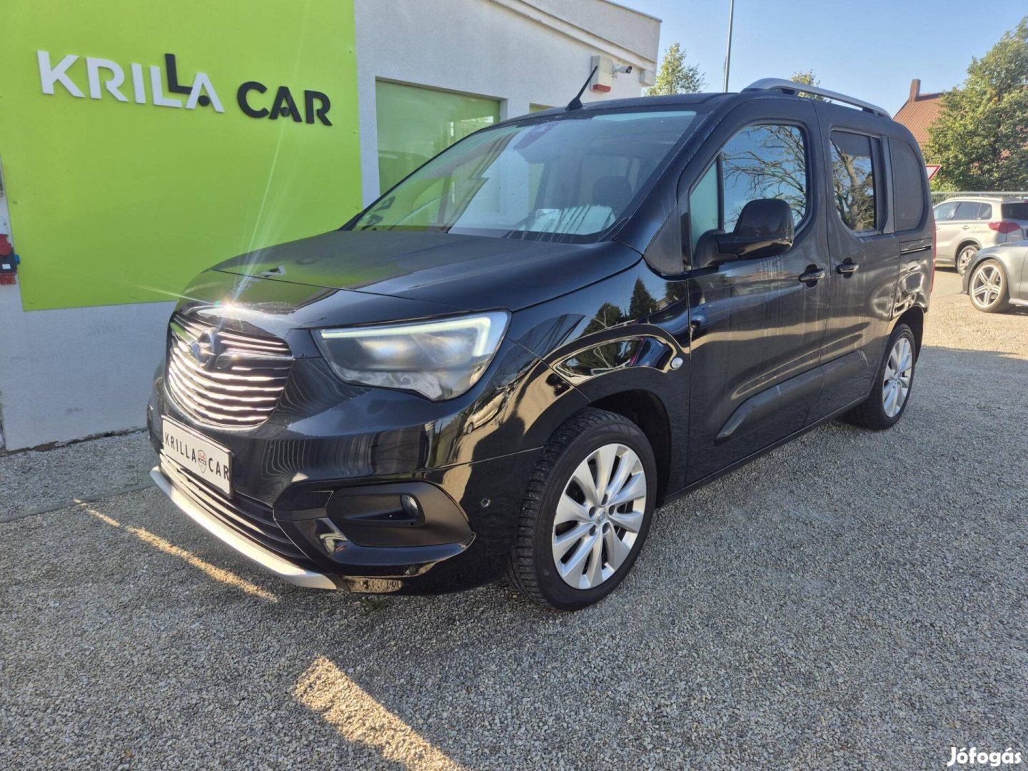 Opel Combo Life 1.5 CDTI Edition Szervizkönyv /...