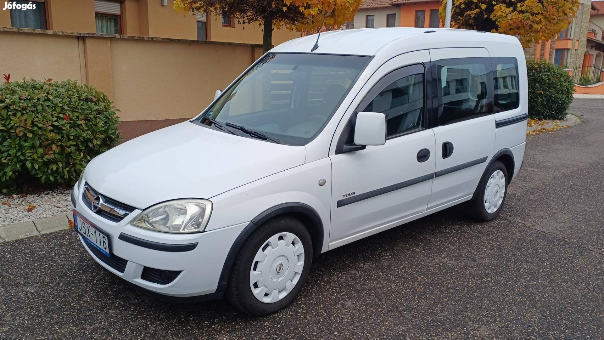 Opel Combo Tour 1.3 CDTI Hideg klíma - Másfél é...