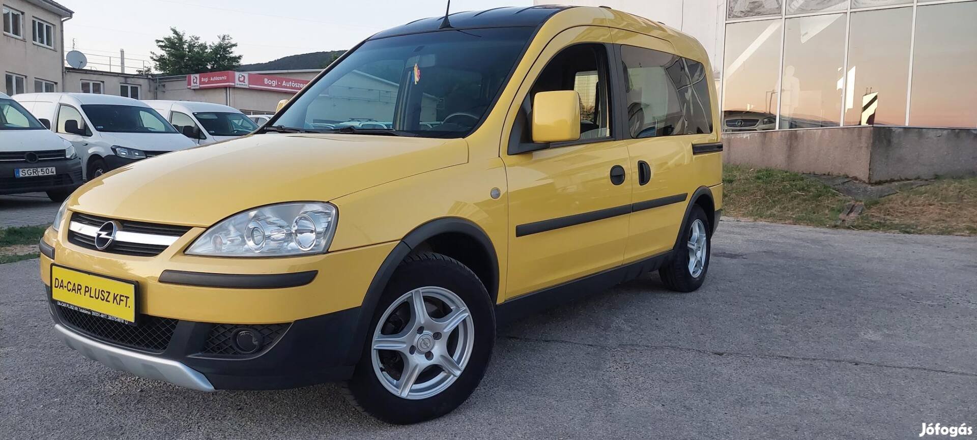 Opel Combo Tour 1.4 Business Arizona 137000 km!...