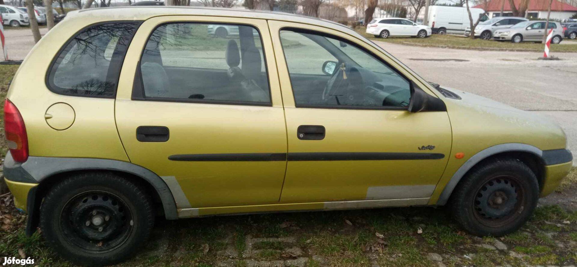 Opel Corsa 1,4 i - 1999. fogazott szíj szakdás után
