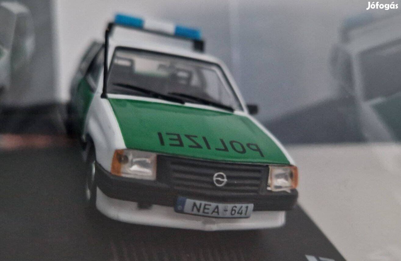 Opel Corsa A Polizei 1:43 1/43 modell Collection rendőrség
