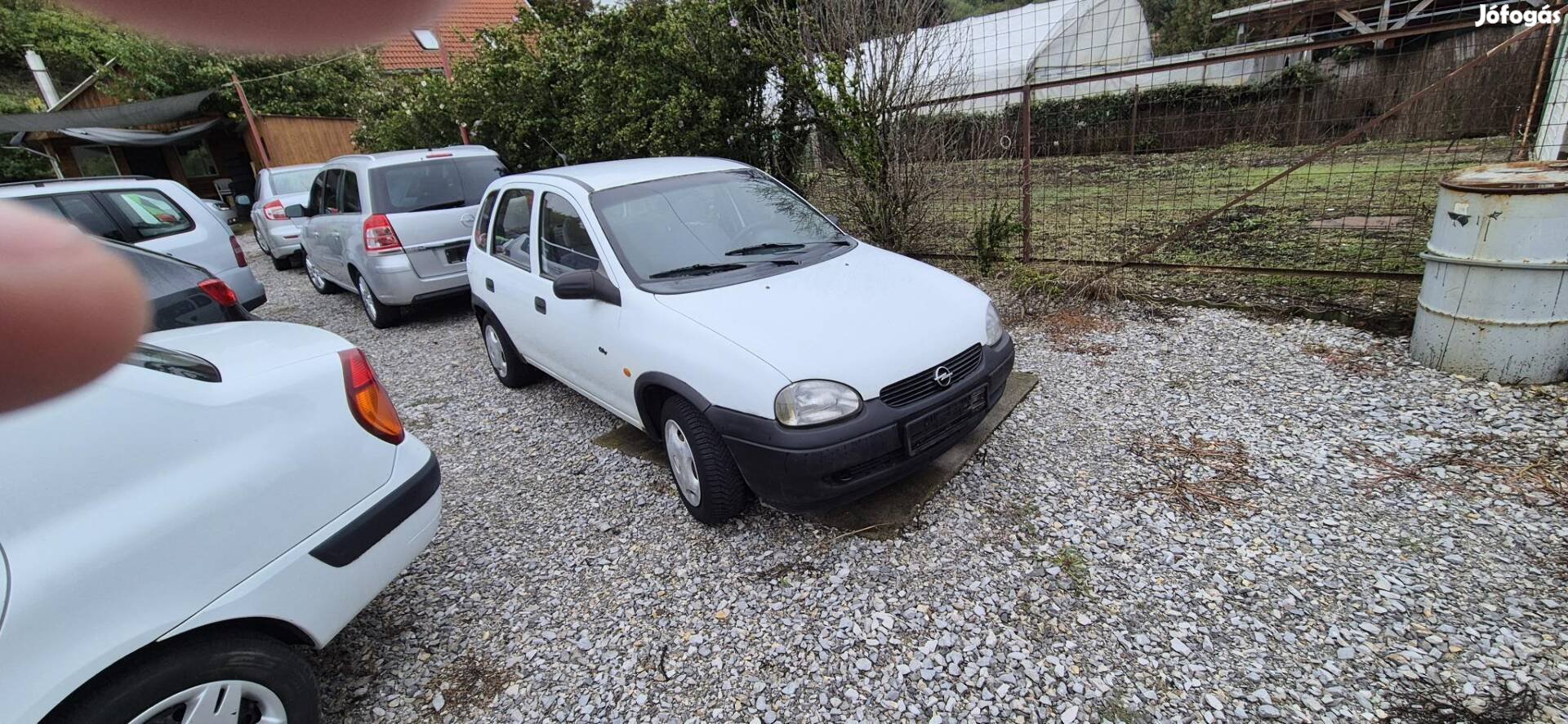 Opel Corsa B ..