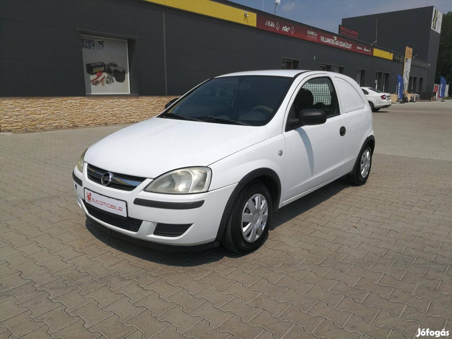 Opel Corsa C 1.2 Van Benzines!