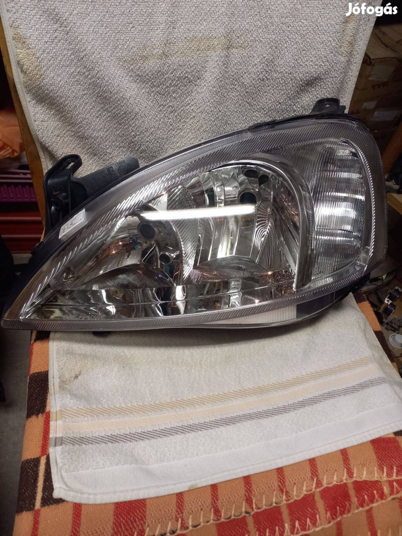 Opel Corsa C 2000.-2002 Fényszóró 2H7 bal (motoros) Valeo-tip