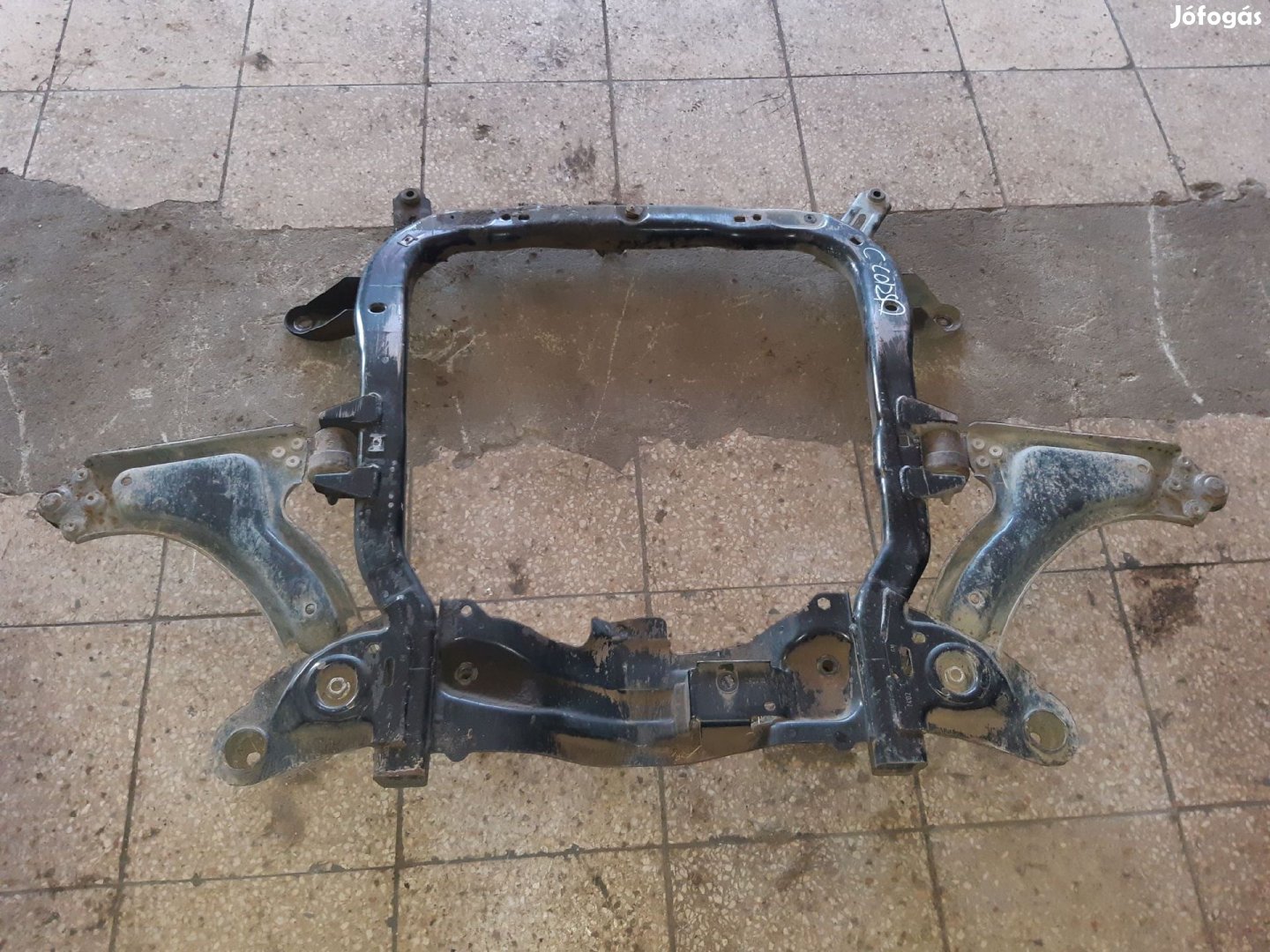 Opel Corsa C Első Bölcső