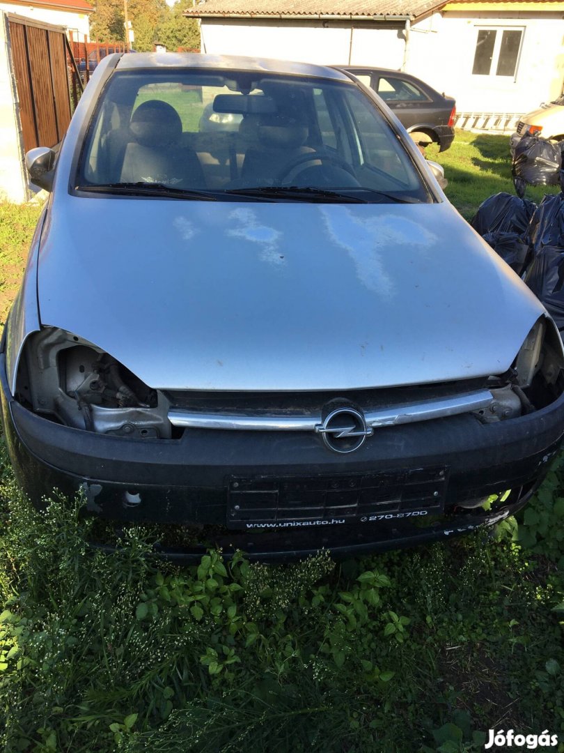 Opel Corsa C bontott alkatrész alkatrészek