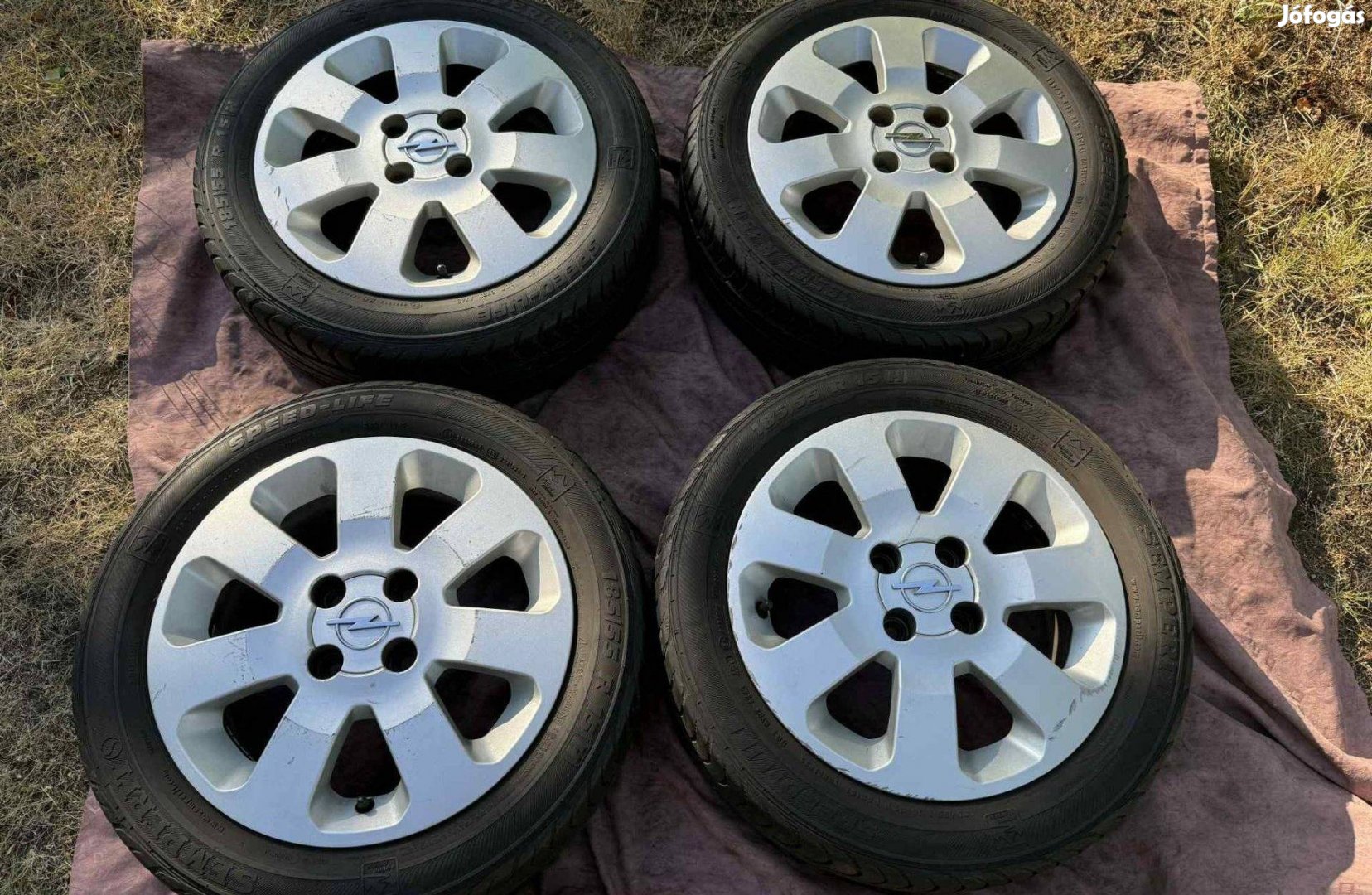 Opel Corsa C kerekek 4x100 Semperit 185/55 R15 gumikkal