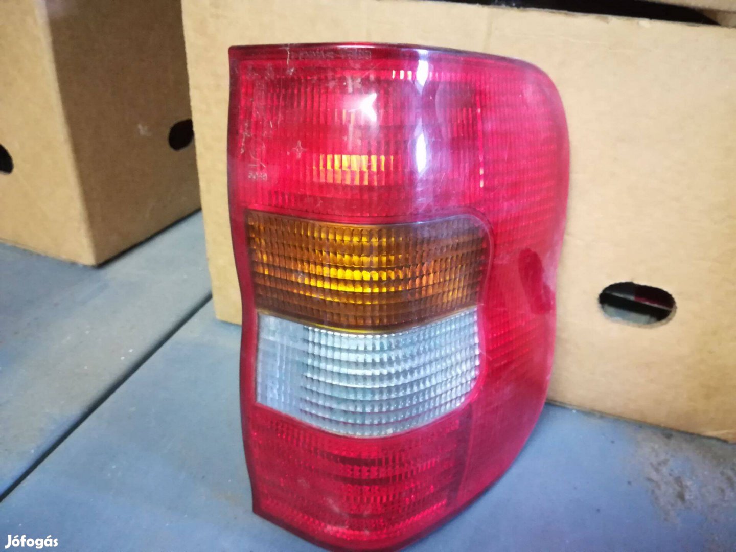 Opel Corsa Combo hátsólámpa jobb 1993 -> 2000 üres