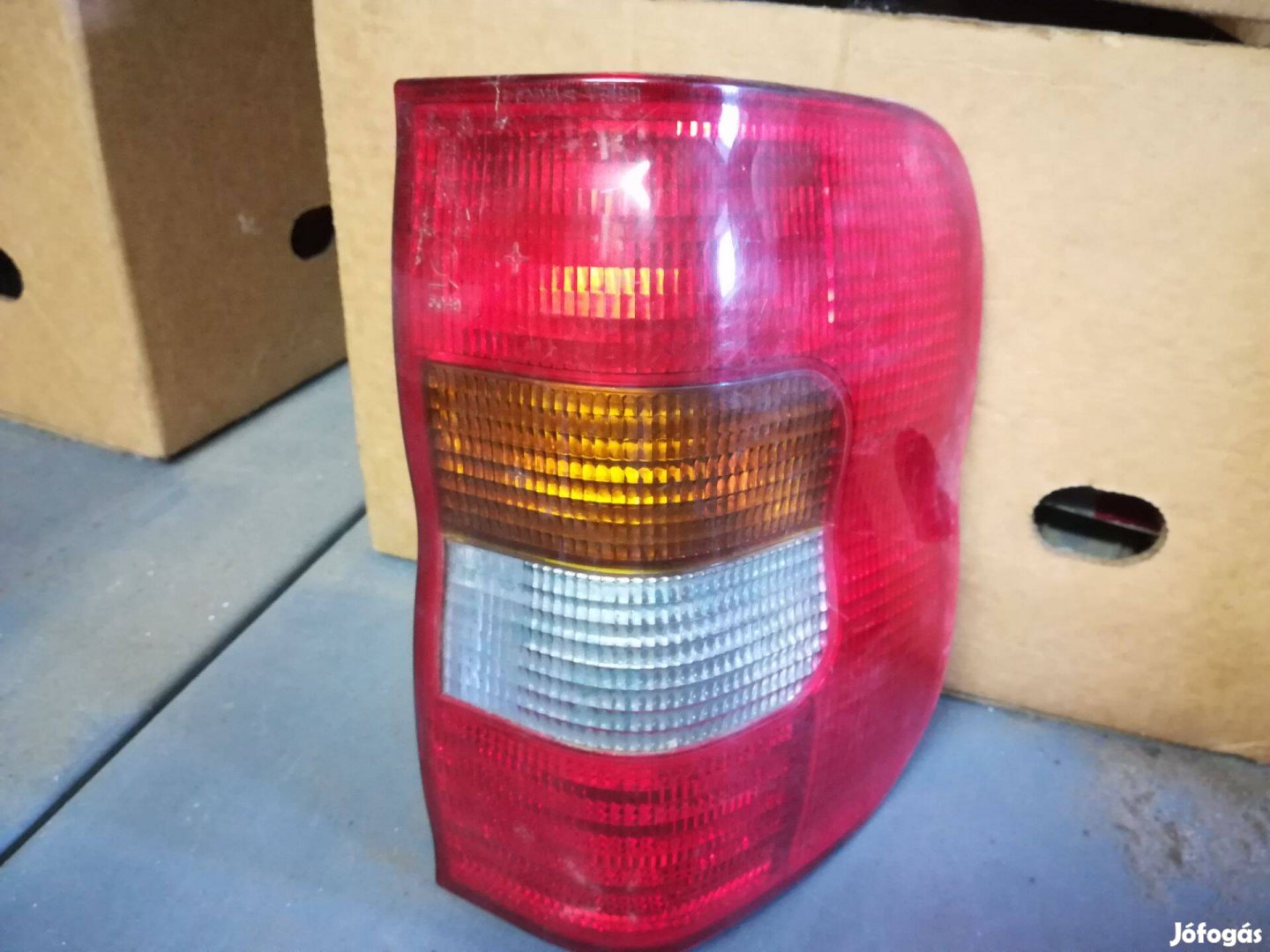Opel Corsa Combo hátsólámpa jobb 1993 -> 2000 üres
