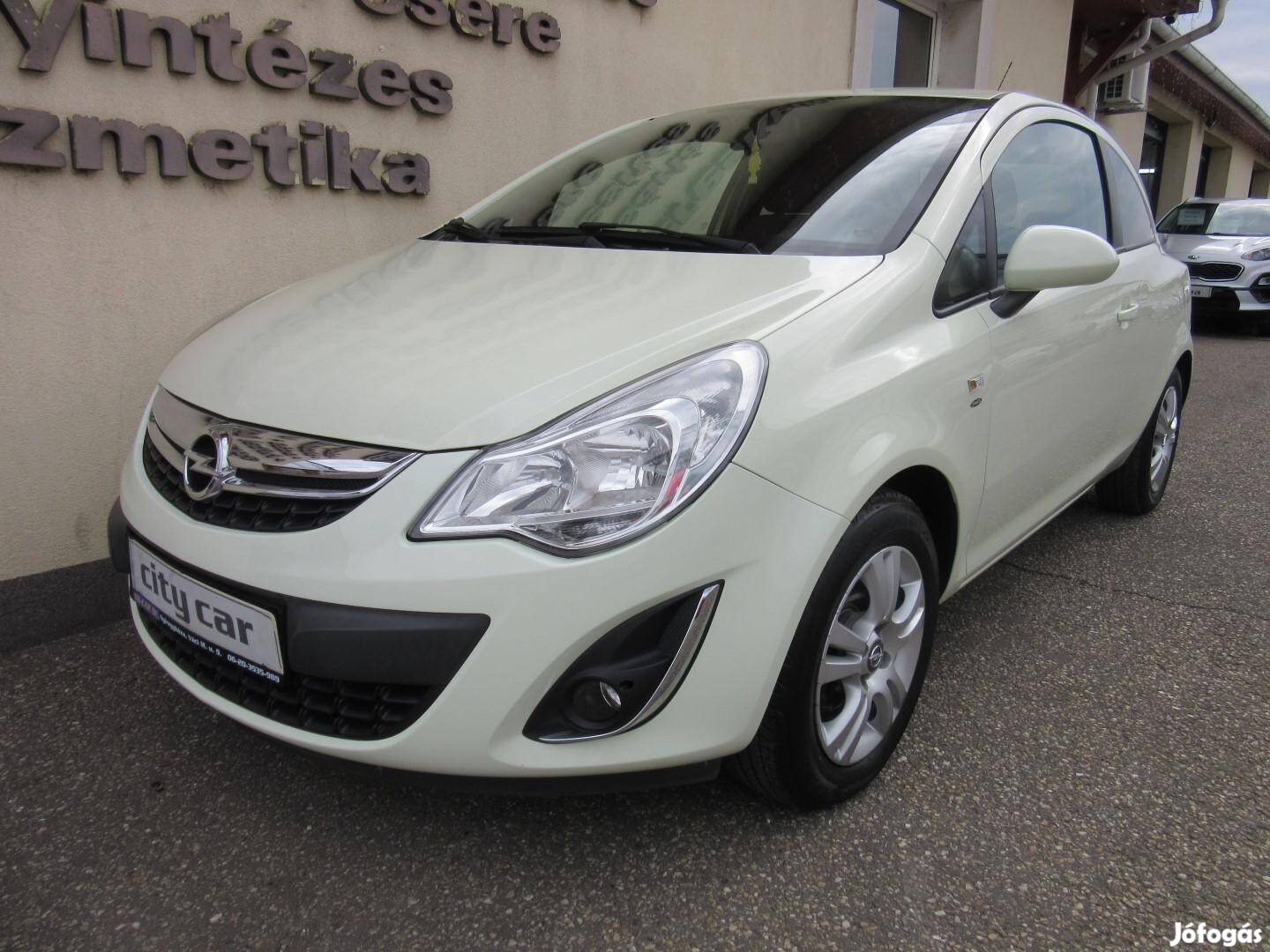 Opel Corsa D 1.2 Active Klima. ABS !