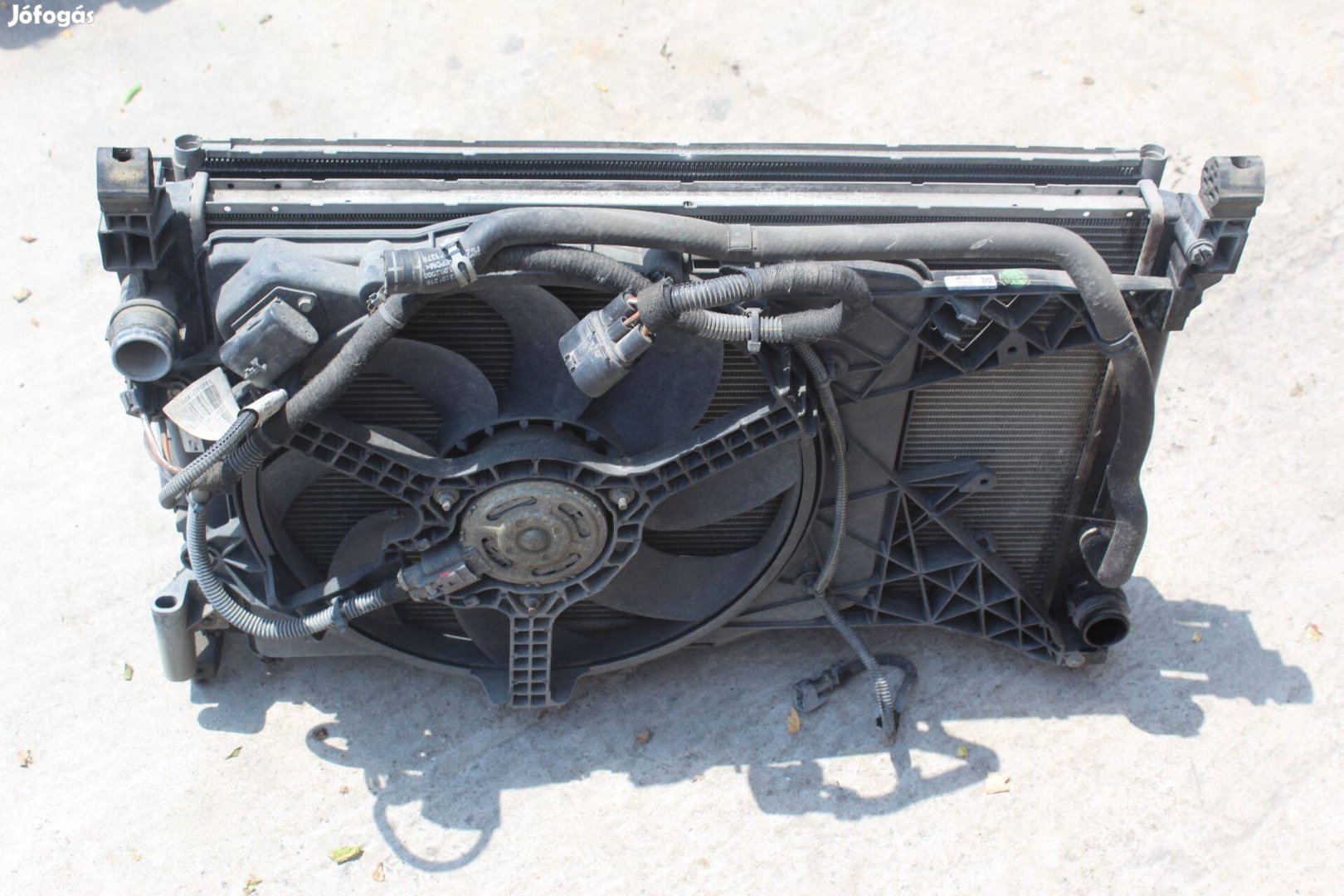 Opel Corsa D 1.3D hűtőventilátor kerettel