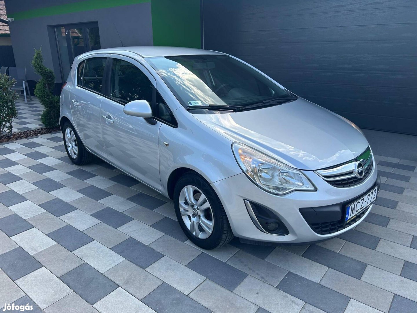 Opel Corsa D 1.4 Enjoy Magyar---127.000km---100le