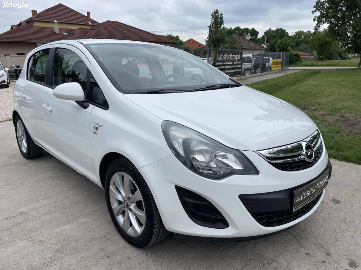 Opel Corsa D 1.4 Enjoy // Klíma // Tempomat //...