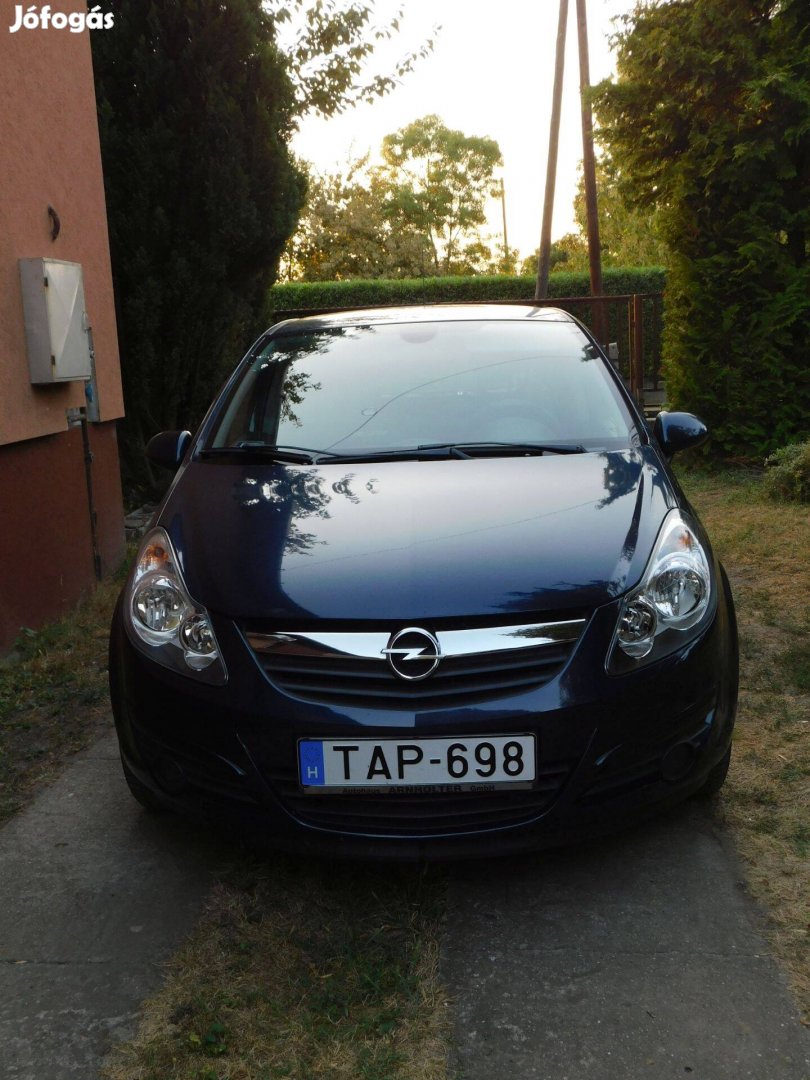 Opel Corsa D 1.4 benzin