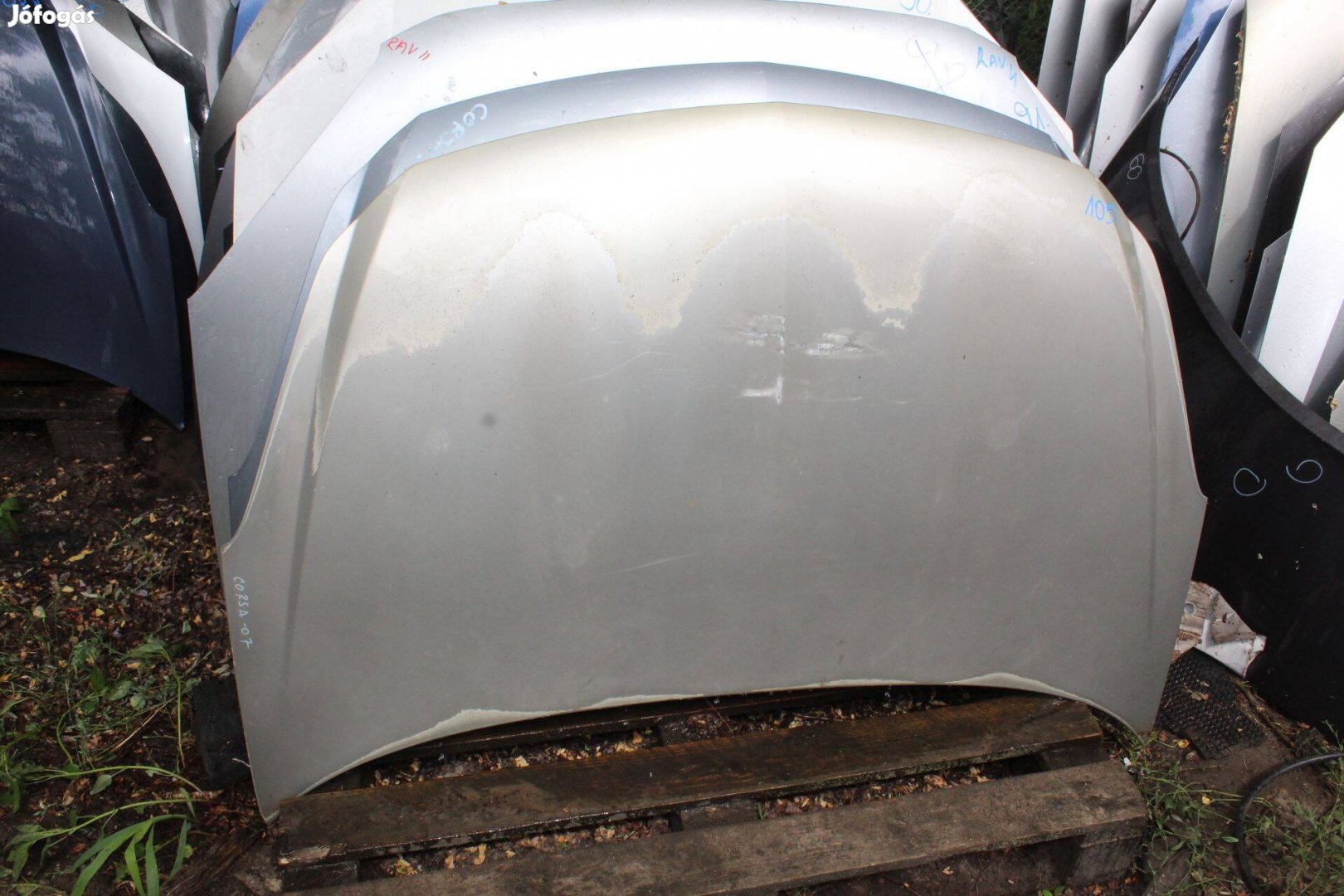 Opel Corsa D 2006-2014 motorháztető (105)
