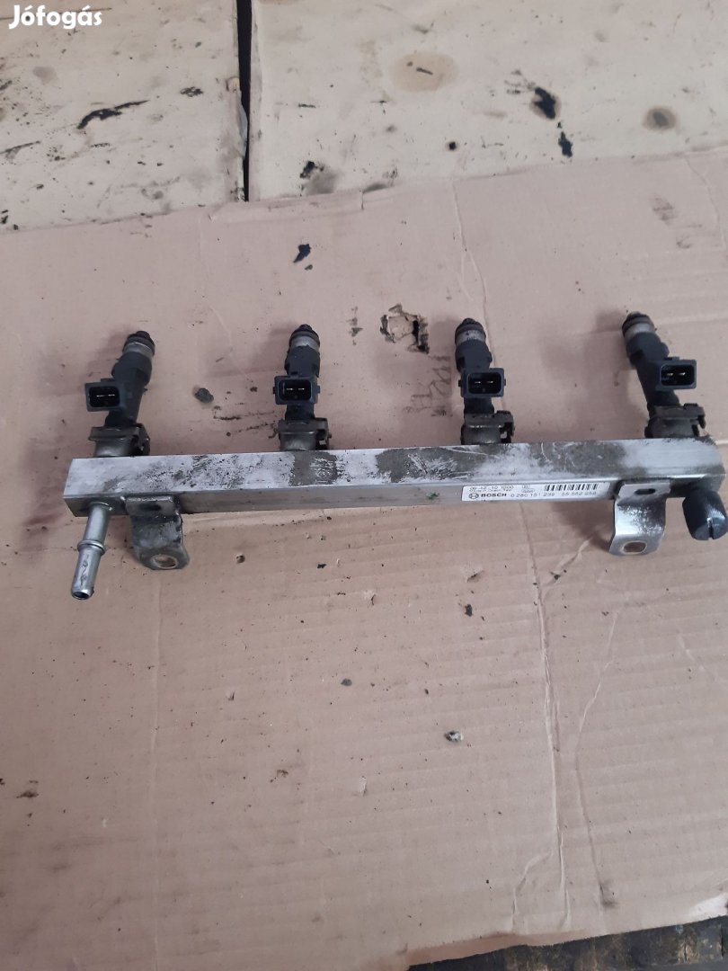 Opel Corsa D Injektor Híd