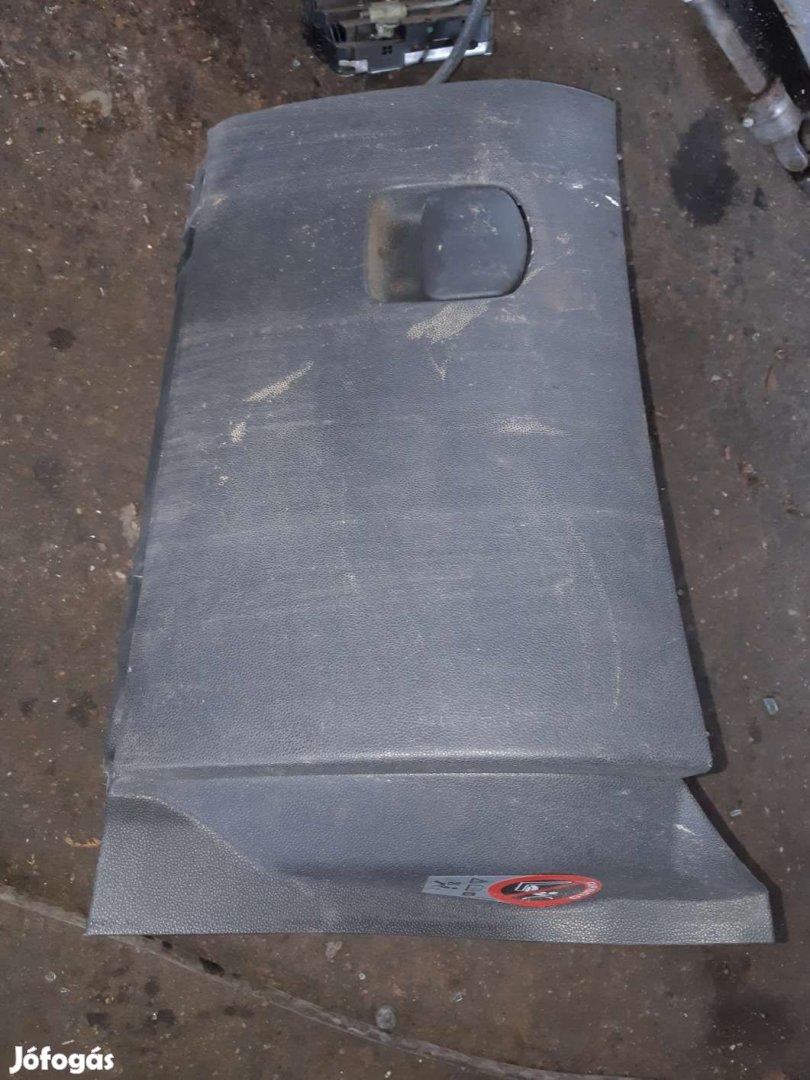 Opel Corsa D Kesztyűtartó