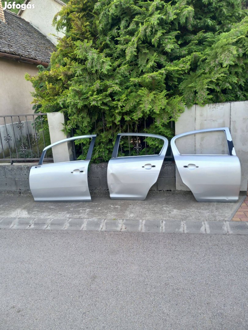 Opel Corsa D ajtók