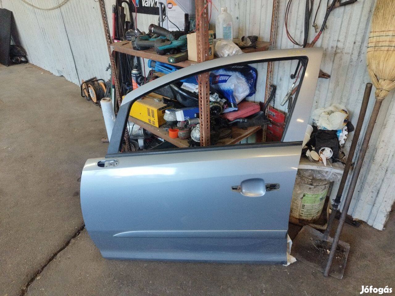 Opel Corsa D bal első ajtó üresen
